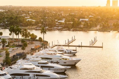 Rating of Florida cities with the most expensive real estate