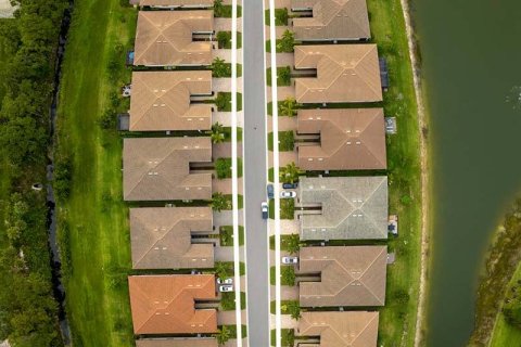 В США строительство домов на одну семью упало на 7%