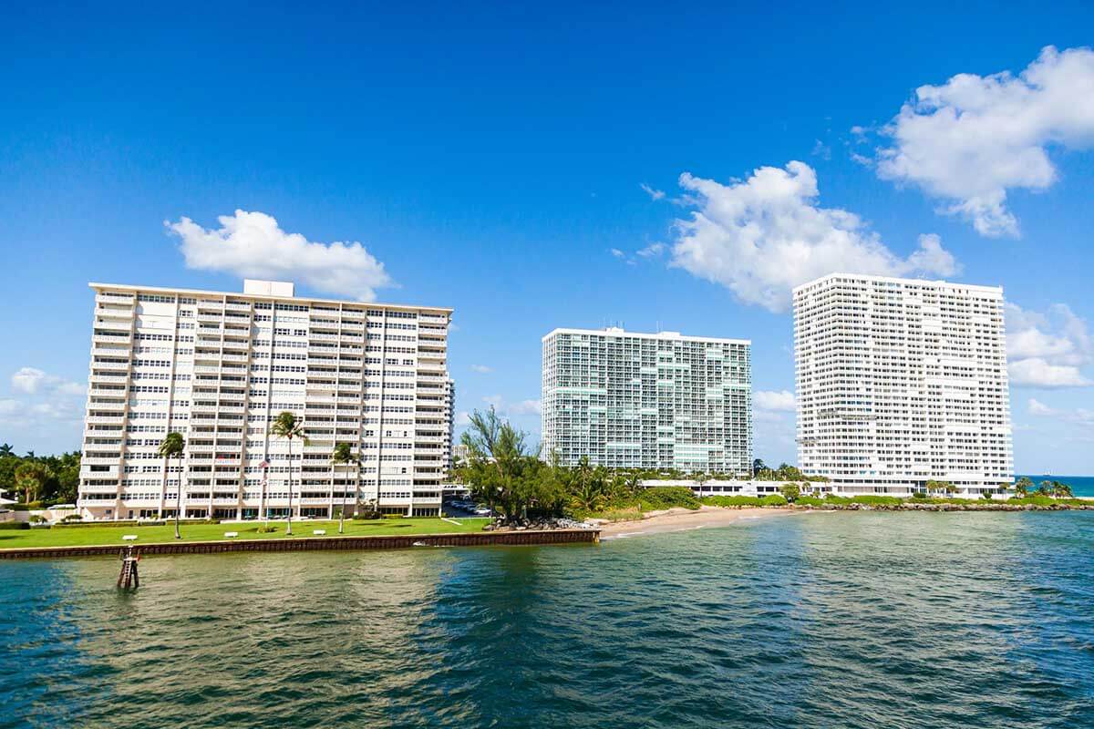 Five Reasons to Buy an Apartment in Florida