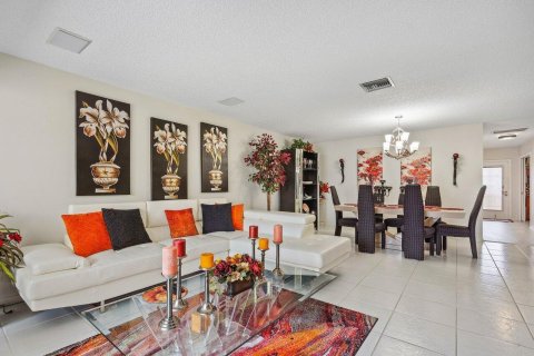 Condo in Delray Beach, Florida, 2 bedrooms  № 1174190 - photo 4