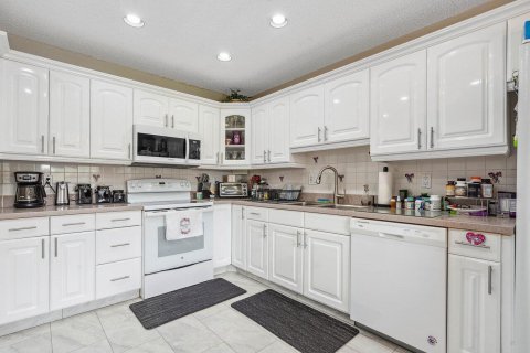 Copropriété à vendre à Delray Beach, Floride: 2 chambres, 124.02 m2 № 1174190 - photo 11