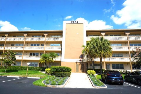 Copropriété à vendre à Coconut Creek, Floride: 1 chambre, 75.34 m2 № 1174096 - photo 14