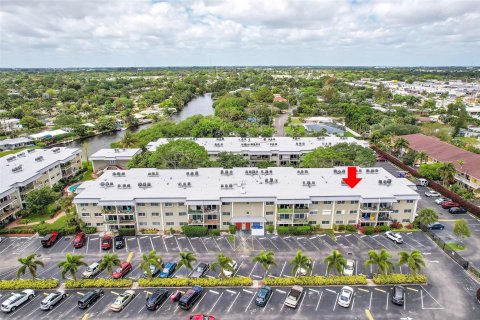 Copropriété à vendre à Fort Lauderdale, Floride: 2 chambres, 92.9 m2 № 1080450 - photo 3