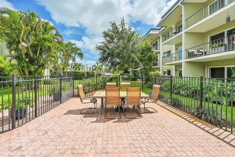 Condo in Fort Lauderdale, Florida, 2 bedrooms  № 1080450 - photo 9