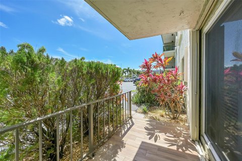 Copropriété à vendre à Fort Lauderdale, Floride: 2 chambres, 92.9 m2 № 1080450 - photo 17