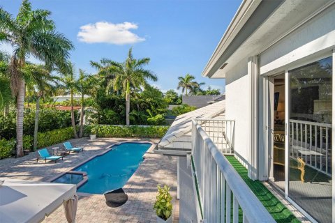 Villa ou maison à vendre à Golden Beach, Floride: 5 chambres, 341.32 m2 № 1223888 - photo 6