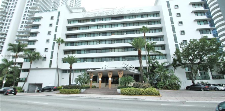 Condo à Miami Beach, Floride, 2 chambres  № 1223840