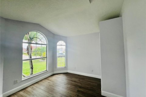 Villa ou maison à vendre à Kissimmee, Floride: 5 chambres, 131.27 m2 № 1303535 - photo 6