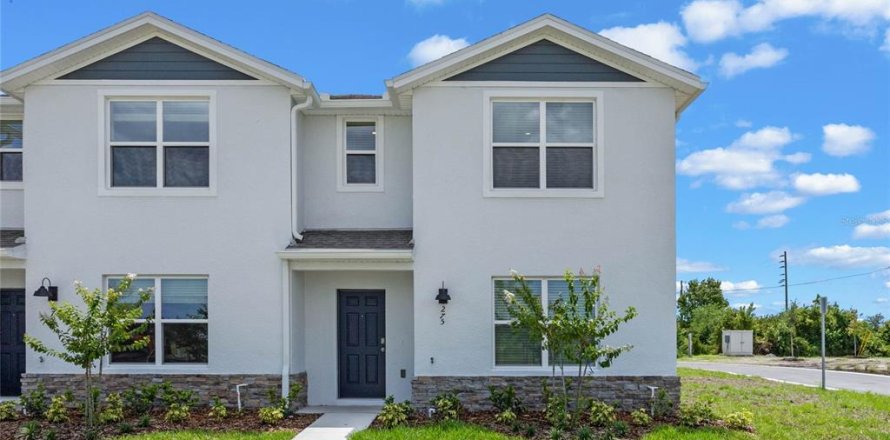 Townhouse in Saint Cloud, Florida 3 bedrooms, 138.24 sq.m. № 1295803