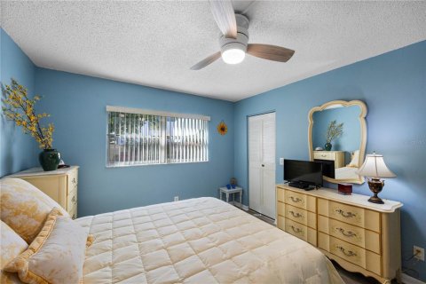 Condominio en venta en Largo, Florida, 1 dormitorio, 59.46 m2 № 1416921 - foto 18