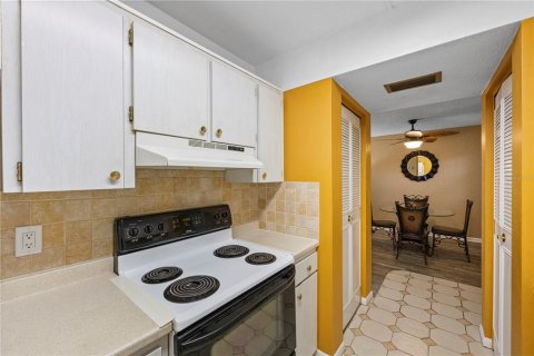 Condominio en venta en Largo, Florida, 1 dormitorio, 59.46 m2 № 1416921 - foto 12