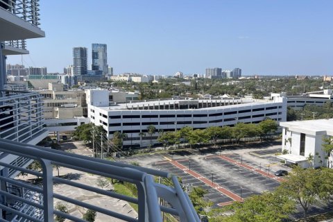 Condo in West Palm Beach, Florida, 1 bedroom  № 1104395 - photo 1