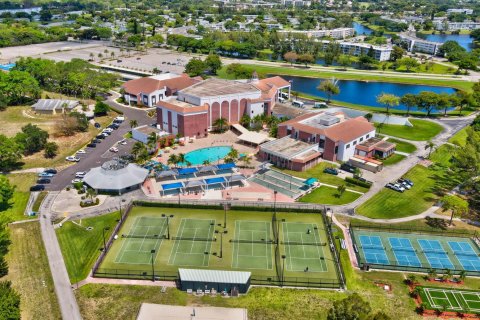 Condo in Deerfield Beach, Florida, 1 bedroom  № 1104411 - photo 12