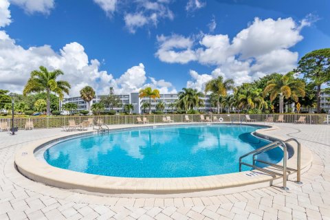 Condo in Deerfield Beach, Florida, 1 bedroom  № 1104411 - photo 25