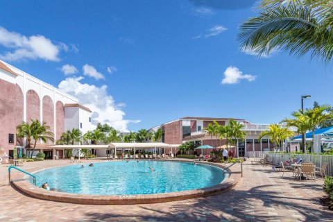 Condo in Deerfield Beach, Florida, 1 bedroom  № 1104411 - photo 23