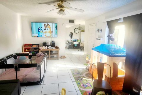 Touwnhouse à vendre à West Palm Beach, Floride: 2 chambres, 113.15 m2 № 1104397 - photo 30