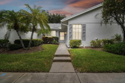 Copropriété à vendre à Holiday, Floride: 2 chambres, 114.46 m2 № 1273847 - photo 1