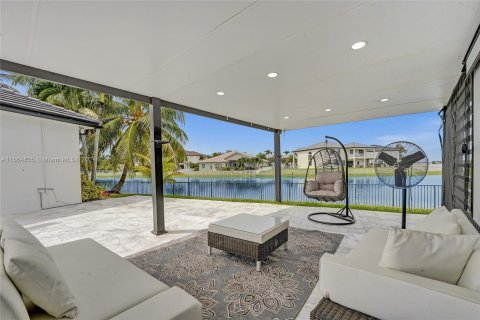 Villa ou maison à vendre à Miramar, Floride: 7 chambres, 368.45 m2 № 1379009 - photo 8