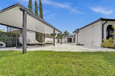 Villa ou maison à vendre à Miramar, Floride: 7 chambres, 368.45 m2 № 1379009 - photo 9