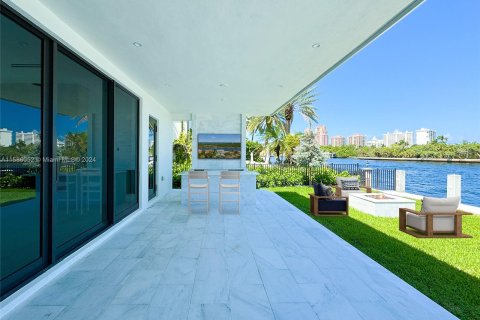 Villa ou maison à vendre à Fort Lauderdale, Floride: 5 chambres, 495.35 m2 № 1173288 - photo 24