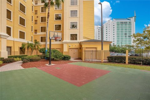 Condominio en venta en Orlando, Florida, 2 dormitorios, 73.86 m2 № 1001295 - foto 25