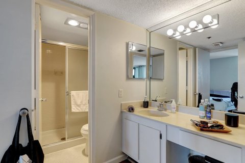 Condo in Aventura, Florida, 2 bedrooms  № 1182680 - photo 29