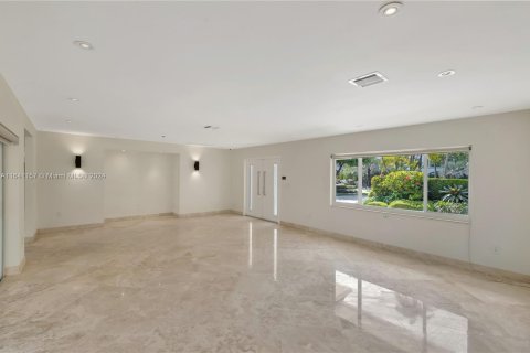 Villa ou maison à vendre à Key Biscayne, Floride: 4 chambres, 238.39 m2 № 1318932 - photo 15