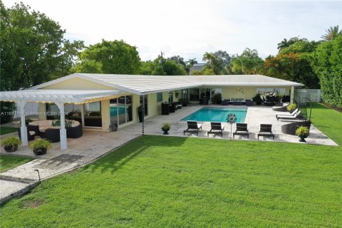 Villa ou maison à vendre à Key Biscayne, Floride: 4 chambres, 238.39 m2 № 1318932 - photo 8