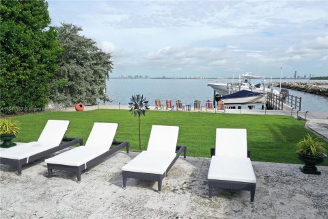 Villa ou maison à vendre à Key Biscayne, Floride: 4 chambres, 238.39 m2 № 1318932 - photo 7