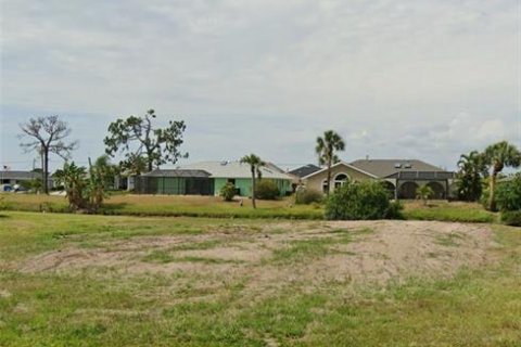 Terreno en venta en Rotonda, Florida № 1205410 - foto 10