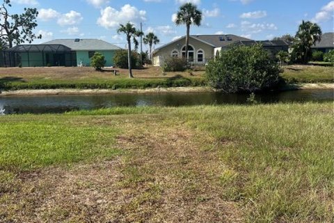 Terreno en venta en Rotonda, Florida № 1205410 - foto 5