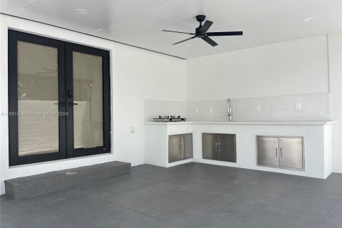 Casa en venta en Miami, Florida, 3 dormitorios, 141.86 m2 № 1441555 - foto 7