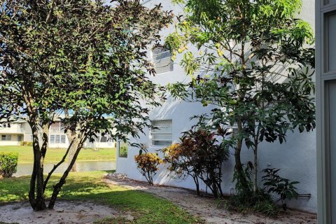 Condo in Delray Beach, Florida, 2 bedrooms  № 1221312 - photo 18