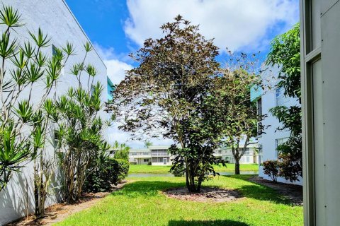 Copropriété à vendre à Delray Beach, Floride: 2 chambres, 85.47 m2 № 1221312 - photo 4