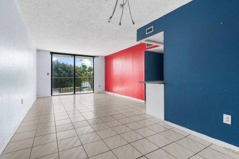 Copropriété à vendre à Miami, Floride: 2 chambres, 84.91 m2 № 1104693 - photo 14