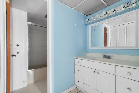 Copropriété à vendre à Miami, Floride: 2 chambres, 84.91 m2 № 1104693 - photo 13