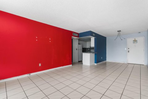 Copropriété à vendre à Miami, Floride: 2 chambres, 84.91 m2 № 1104693 - photo 16