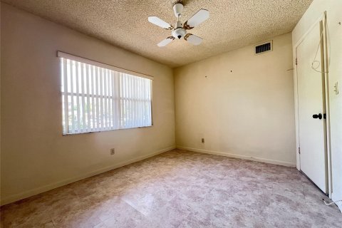 Condo in Sunrise, Florida, 2 bedrooms  № 1185151 - photo 30