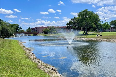 Copropriété à vendre à Sunrise, Floride: 2 chambres, 78.97 m2 № 1185151 - photo 20