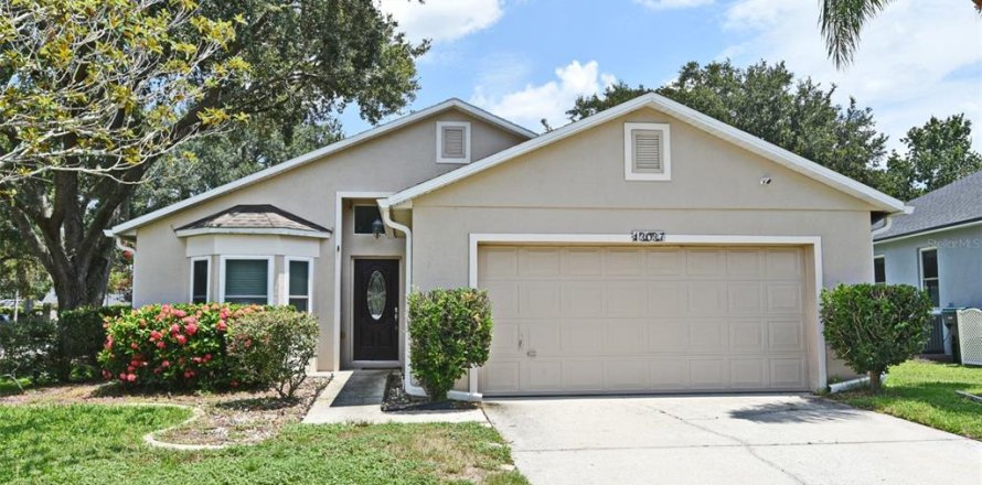 House in Orlando, Florida 3 bedrooms, 118.73 sq.m. № 1356544