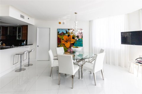 Condominio en venta en Hollywood, Florida, 3 dormitorios, 193.98 m2 № 1272186 - foto 5