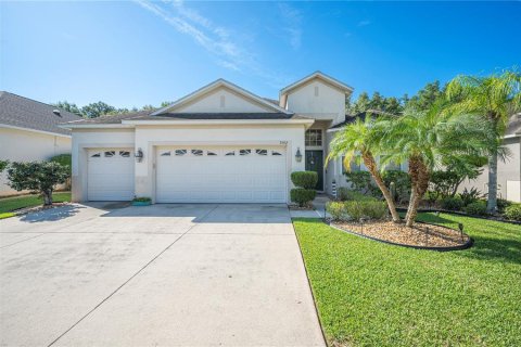 Villa ou maison à vendre à Lakeland, Floride: 4 chambres, 205.22 m2 № 1356017 - photo 1