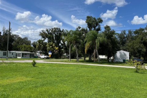 Terreno en venta en Punta Gorda, Florida № 1354370 - foto 3