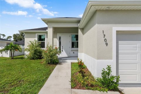 Villa ou maison à vendre à North Port, Floride: 3 chambres, 161.46 m2 № 1354371 - photo 4