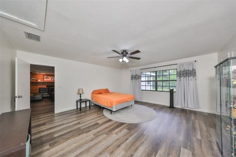 Villa ou maison à vendre à Tampa, Floride: 3 chambres, 272.48 m2 № 1335811 - photo 21