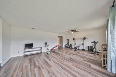 Casa en venta en Tampa, Florida, 3 dormitorios, 272.48 m2 № 1335811 - foto 9