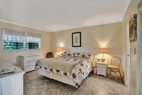 Condo in Lauderdale Lakes, Florida, 1 bedroom  № 1423240 - photo 2