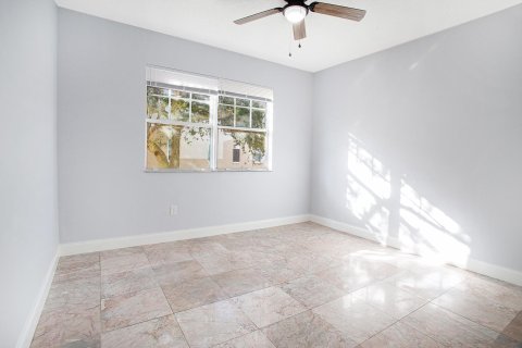 Condominio en venta en Coral Springs, Florida, 3 dormitorios, 122.17 m2 № 941151 - foto 26
