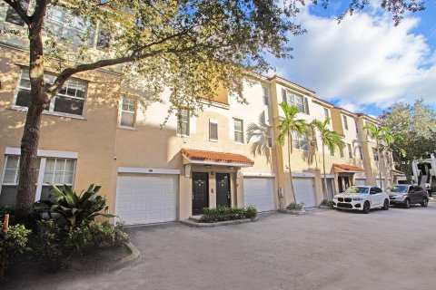 Condominio en venta en Coral Springs, Florida, 3 dormitorios, 122.17 m2 № 941151 - foto 5