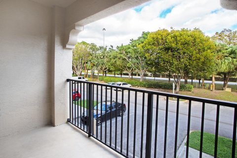 Condominio en venta en Coral Springs, Florida, 3 dormitorios, 122.17 m2 № 941151 - foto 12